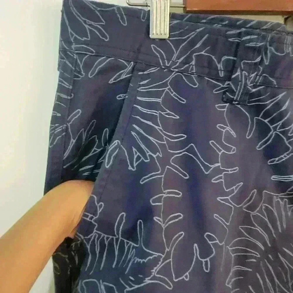 Brand New St JHON'S BAY Men's Shorts Size 38 Navy Blue with Leaves - Picture 7 of 10